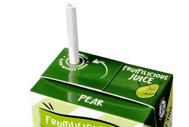 TetraPak uvádza na trh v Európe papierové slamky